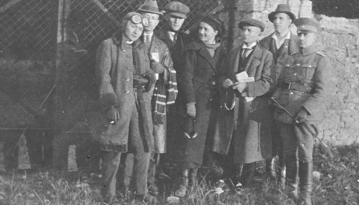 Oficerowie grupy ,,Wschód wśród nich Tadeusz Kulik, Michał Grażyński 1921